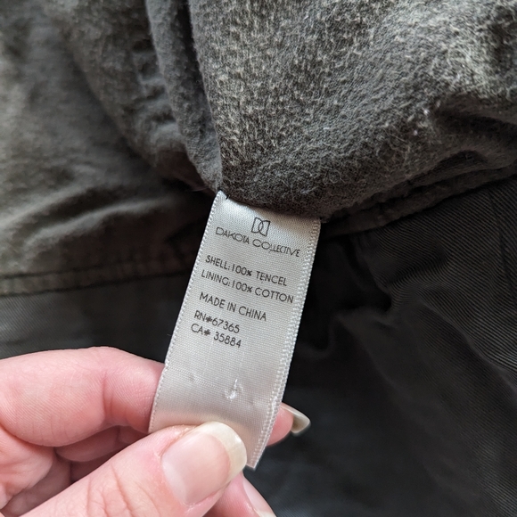 Dakota Collective Women's Jacket Green Women's Medium Button Front Shell Tencel - Picture 6 of 10